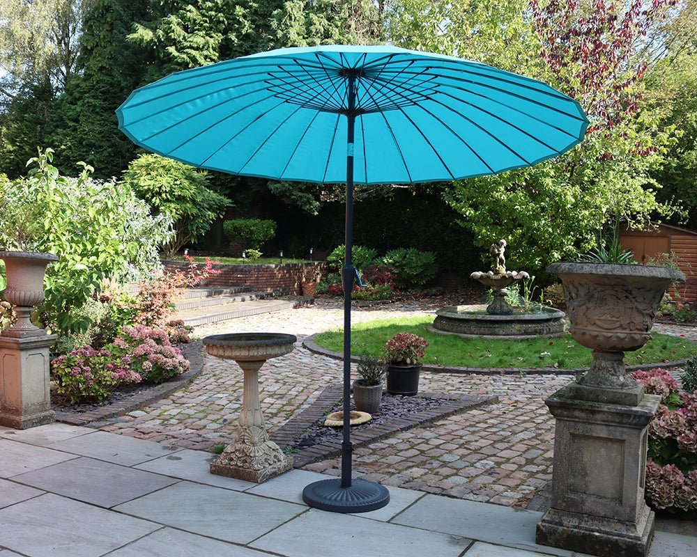 Royalcraft Aqua Shanghai 2.7m Crank and Tilt Parasol